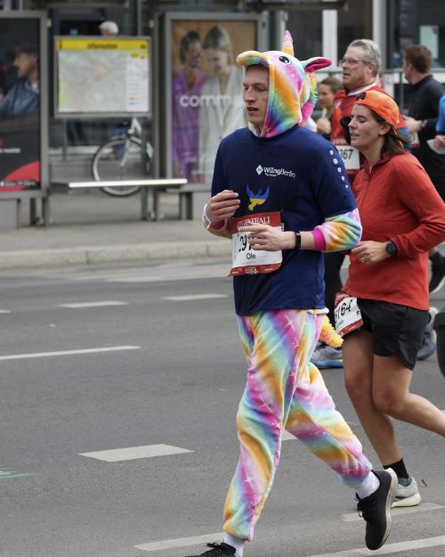 Foto offerta MEZZA MARATONA DI BERLINO | 21K, immagini dell'offerta MEZZA MARATONA DI BERLINO | 21K di Ovunque viaggi.